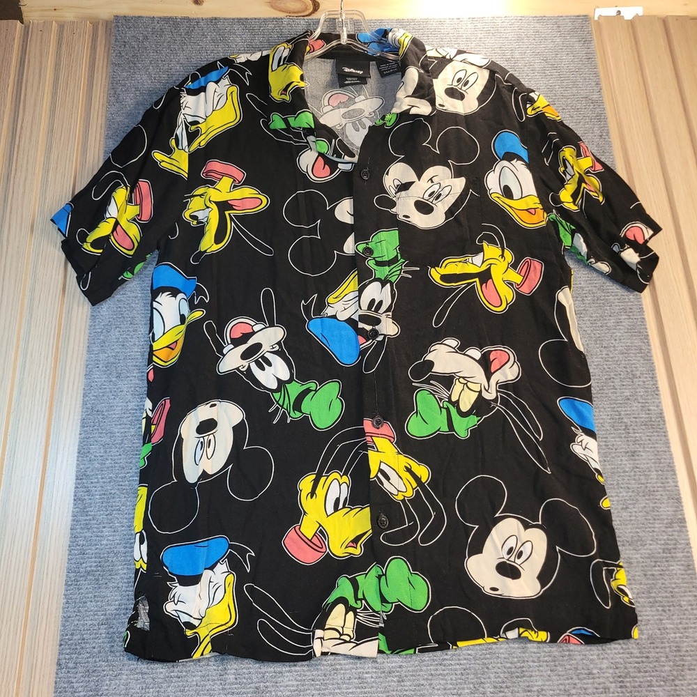 Disney Button Down Shirt Mens Small Black Mickey Mouse Friends Rayon Good Print
